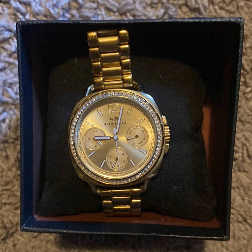 Coach gold watch - Picture 4 of 5
